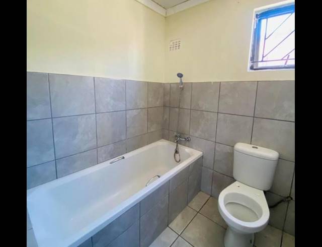 3 BEDROOM FREEHOLD FOR SALE IN KUYASA